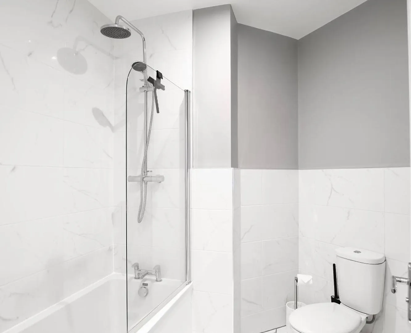 Churchill Square Views - Central - Modern 1 Bed Sleeps 4 Brighton
